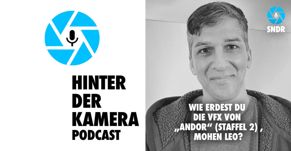 Neben dem Logo des Hinter der Kamera Podcasts, eine hellblaue, stilisierte Kamerablende mit sechs Lamellen in deren Zentrum ein Mikrofon-Piktogramm prangt, sehen wir das schwarz-weiße Porträt von VFX Supervisor Mohen Leo, der direkt in die Kamera lächelt. Darunter der Titel dieser Sonderfolge: Wie erdest Du die VFX in "Ansdor" (Staffel 2), Mohen Leo?
Foto: Timo Landsiedel